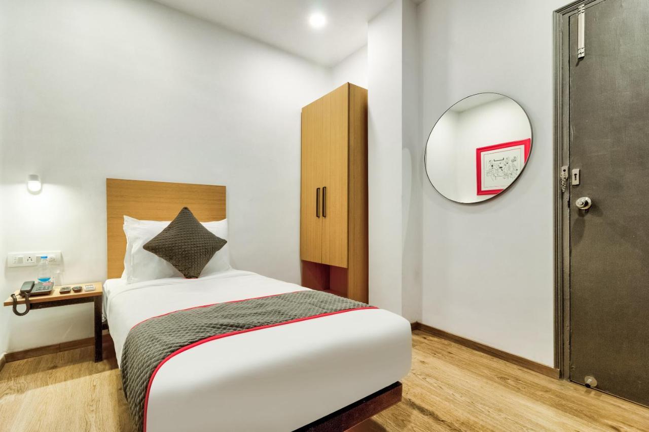 Oyo 78245 Collection O Hotel Crown Inn Нави Мумбаи Экстерьер фото