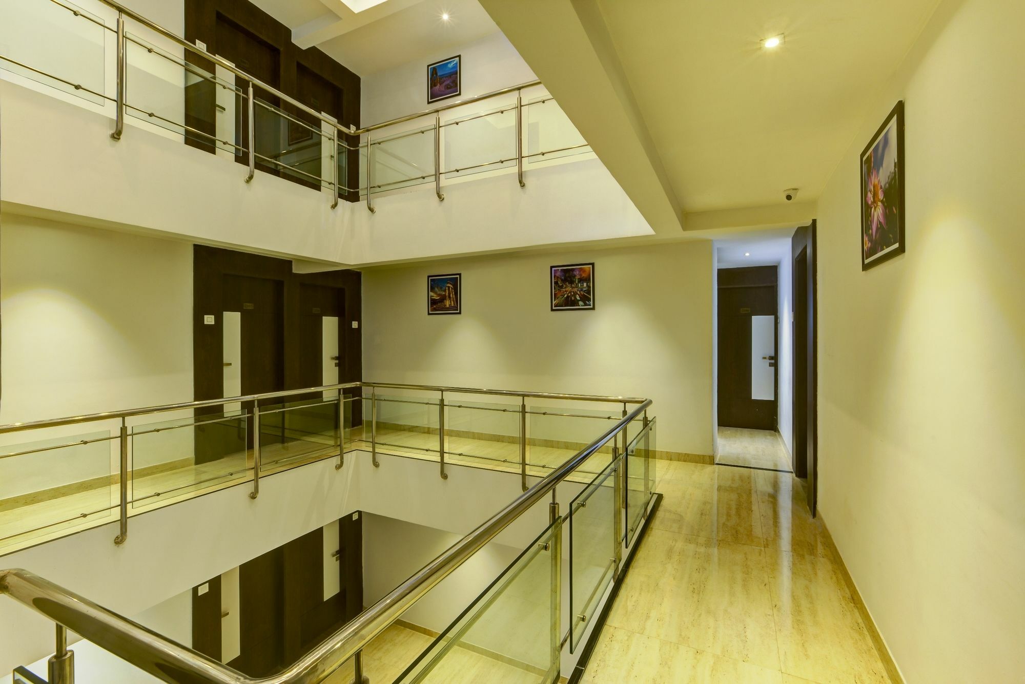 Oyo 78245 Collection O Hotel Crown Inn Нави Мумбаи Экстерьер фото