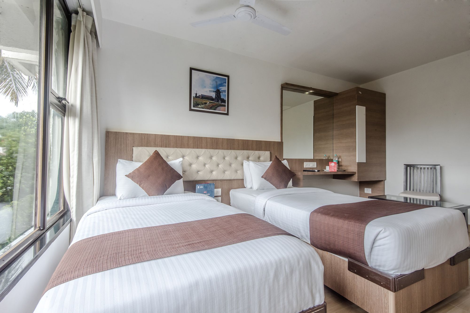 Oyo 78245 Collection O Hotel Crown Inn Нави Мумбаи Экстерьер фото